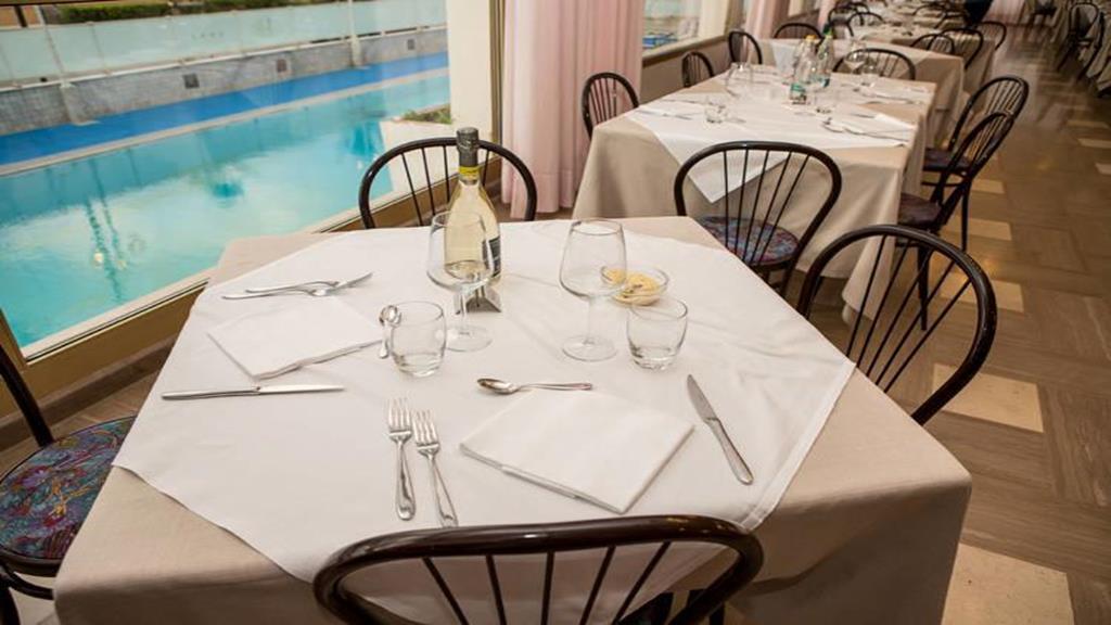 Grand Hotel Excelsior Σενιγκάλια Εξωτερικό φωτογραφία